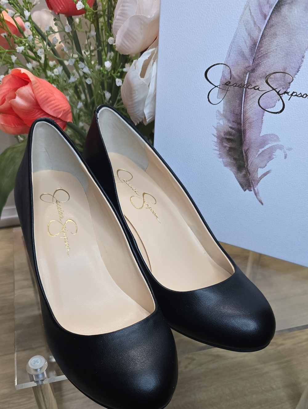 Jessica Simpson Black Round-Toe Classic Flats
